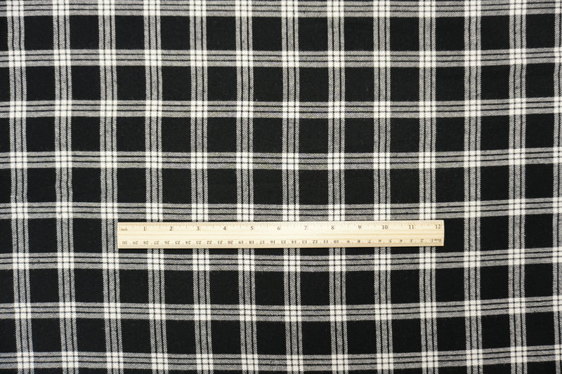 Black-White Cotton Plaid Flannel Twill Woven Fabric